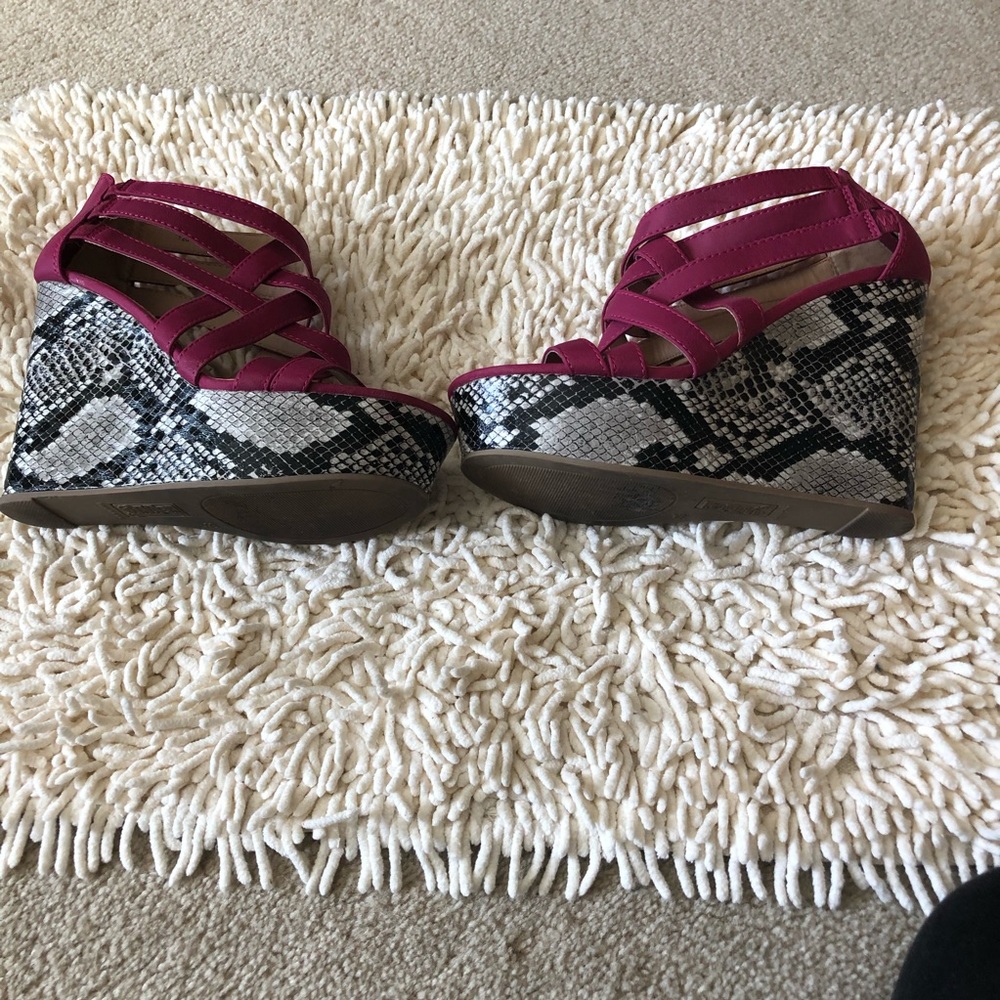 Platform summer shoes